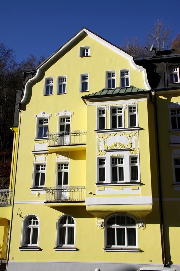 Hotel Vera Jachymov Bagian luar foto